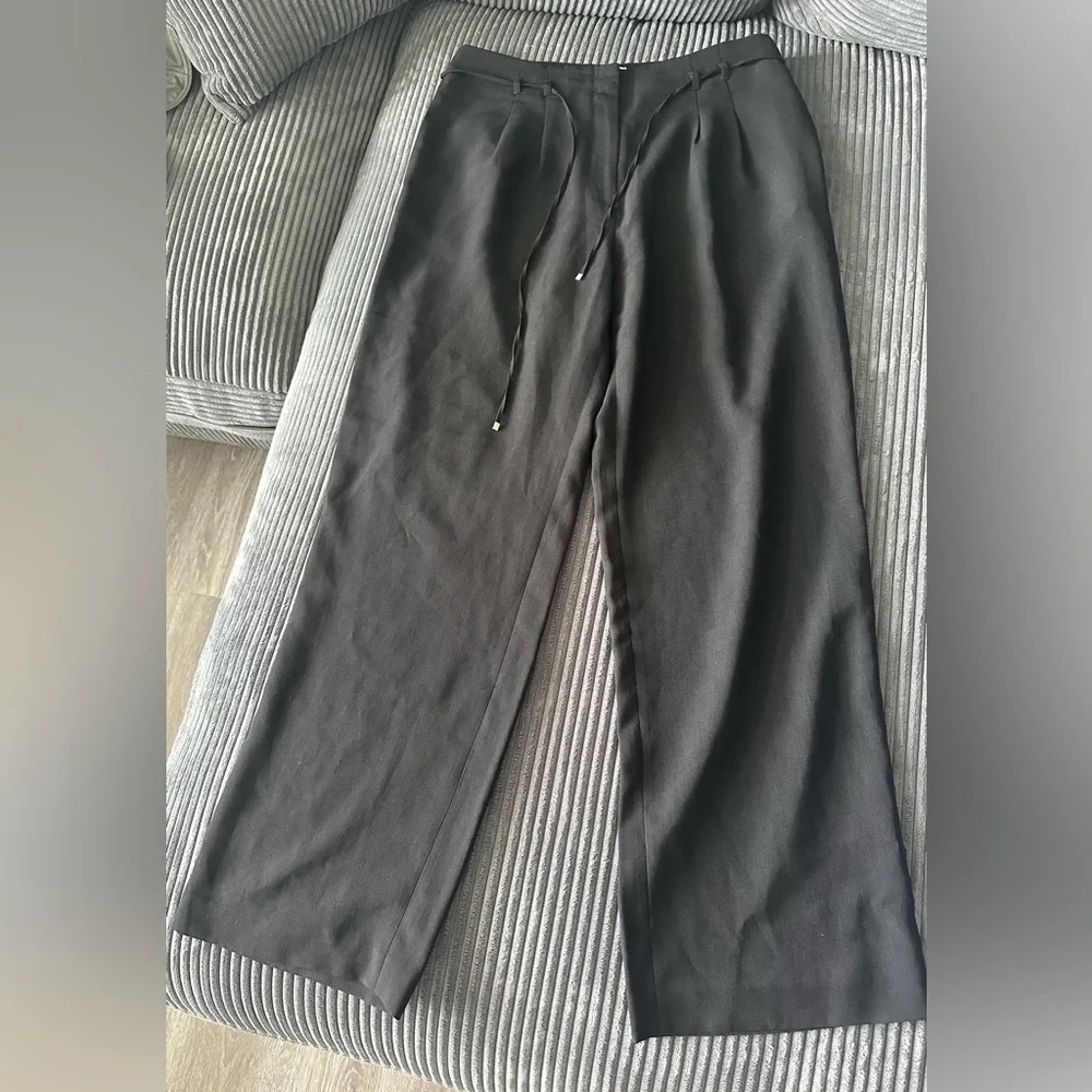 H&M black dress pants - Picture 1 of 4